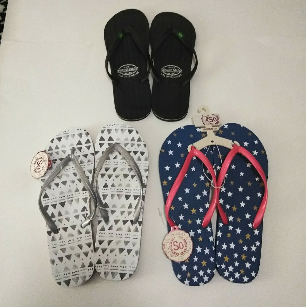 **SALE** NWT Lot Of Flip Flops